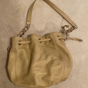 Pebbled Leather Kate Spade beige bucket bag